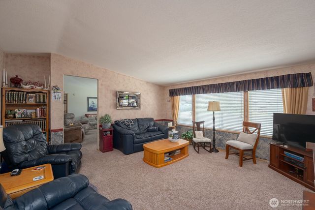 307 Hilltop Circle, Ephrata, WA 98823