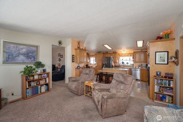 307 Hilltop Circle, Ephrata, WA 98823