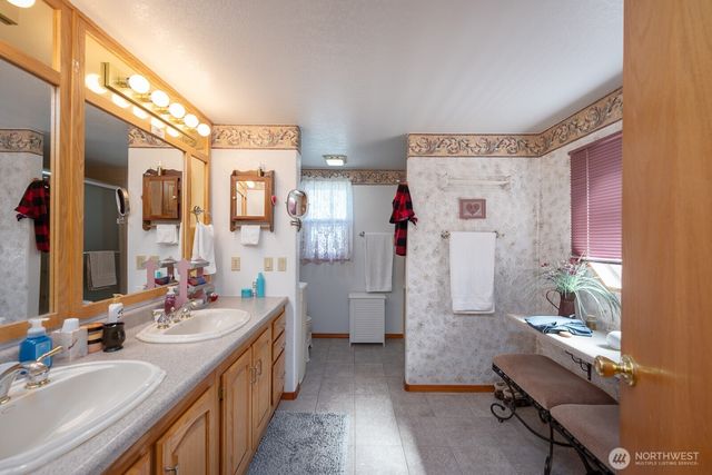 307 Hilltop Circle, Ephrata, WA 98823