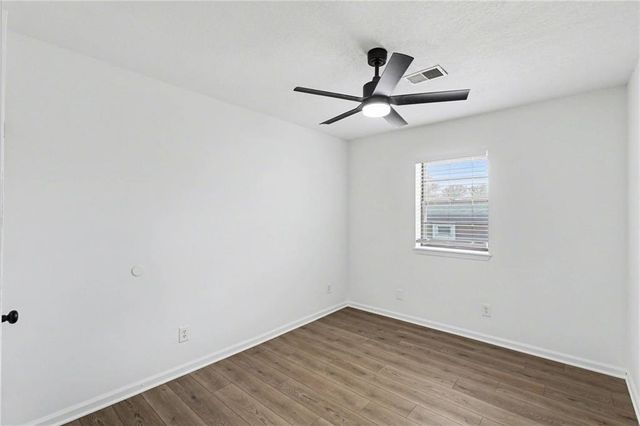 106C Smith Street, Smithville, MO 64089