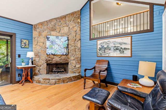 1115 Lake Drive, Roswell, GA 30075