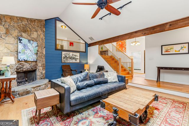 1115 Lake Drive, Roswell, GA 30075