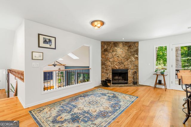 1115 Lake Drive, Roswell, GA 30075