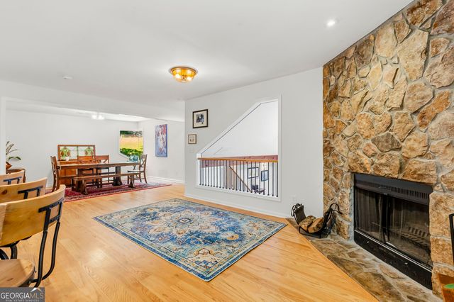 1115 Lake Drive, Roswell, GA 30075
