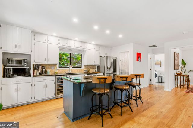 1115 Lake Drive, Roswell, GA 30075