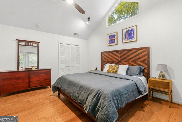 1115 Lake Drive, Roswell, GA 30075
