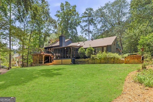 1115 Lake Drive, Roswell, GA 30075