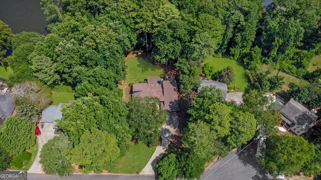 1115 Lake Drive, Roswell, GA 30075