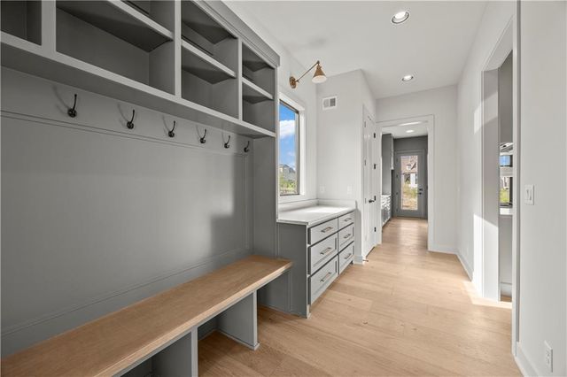 11711 W 181st Terrace, Overland Park, KS 66103