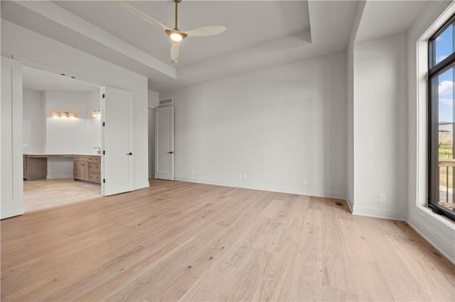 11711 W 181st Terrace, Overland Park, KS 66103