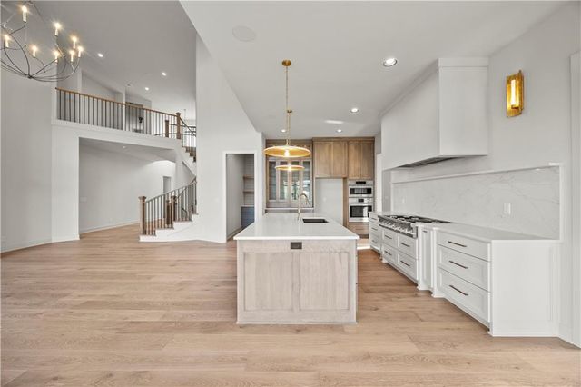 11711 W 181st Terrace, Overland Park, KS 66103