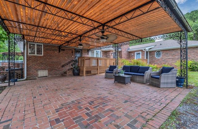 454 W Campbell Rd, Goodlettsville, TN 37072