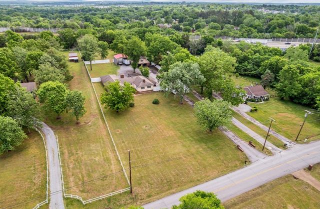 454 W Campbell Rd, Goodlettsville, TN 37072
