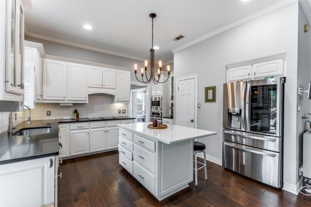 6204 Greyfeather DR, Austin, TX 78759