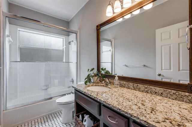 6204 Greyfeather DR, Austin, TX 78759