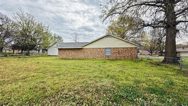 403 Kim Street, Tahlequah, OK 74464