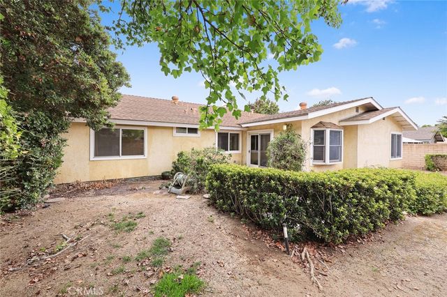 2047 E Fern Drive, Fullerton, CA 92831