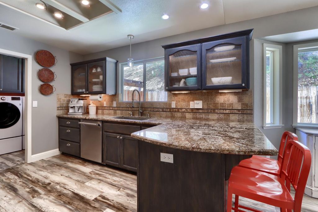 Image 20 of property listing at 4117 Indian Rock, Mariposa, CA 95338