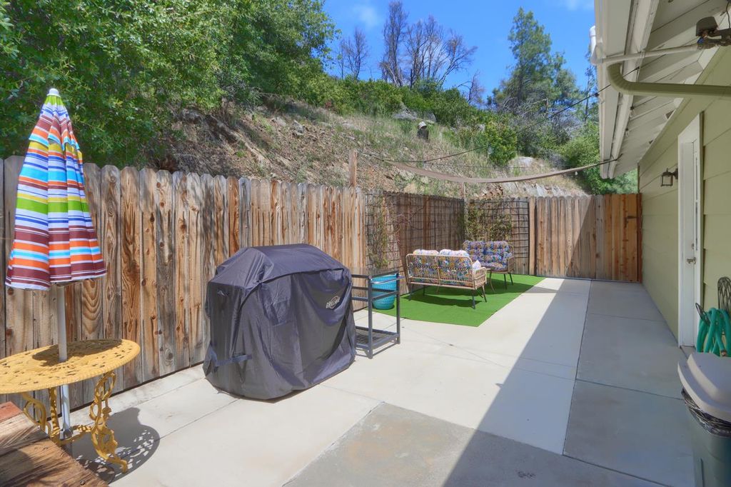 Image 43 of property listing at 4117 Indian Rock, Mariposa, CA 95338