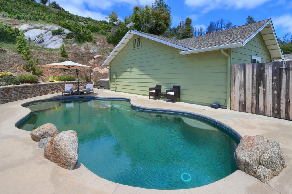 Image 51 of property listing at 4117 Indian Rock, Mariposa, CA 95338