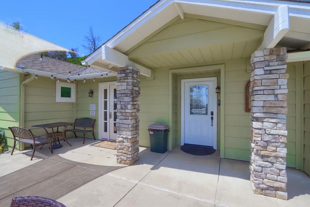 Image 6 of property listing at 4117 Indian Rock, Mariposa, CA 95338