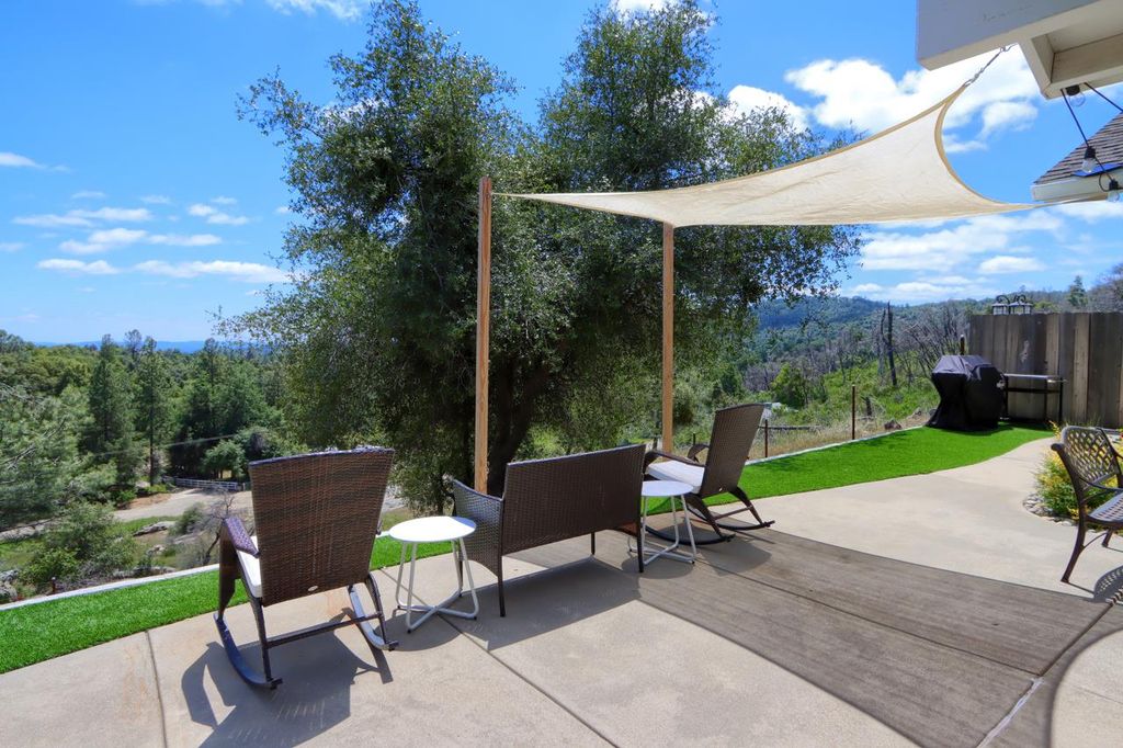 Image 65 of property listing at 4117 Indian Rock, Mariposa, CA 95338