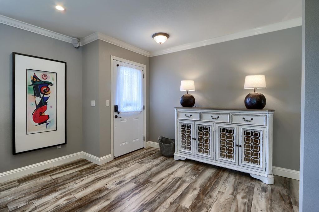 Image 7 of property listing at 4117 Indian Rock, Mariposa, CA 95338