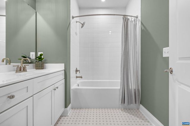 2E CORSHAM ST, Crozet, VA 22932