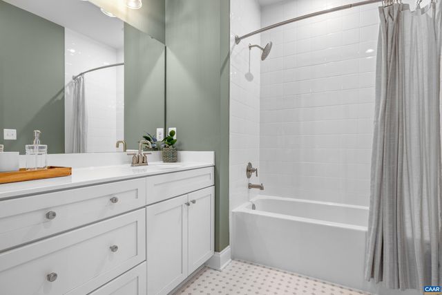 2E CORSHAM ST, Crozet, VA 22932