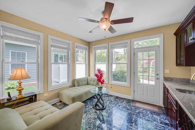 706 Wehrli Drive, Naperville, IL 60540