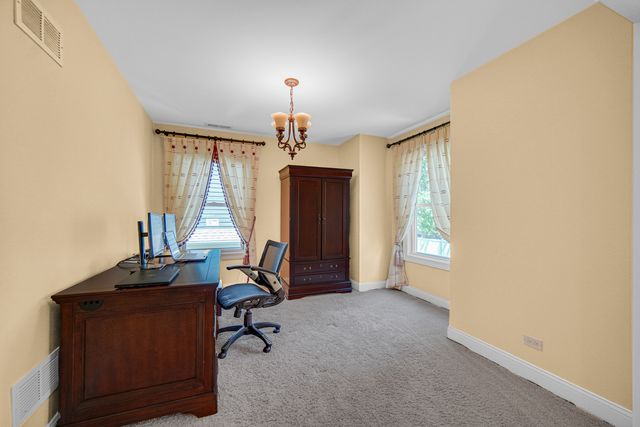 706 Wehrli Drive, Naperville, IL 60540