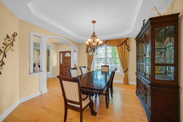 706 Wehrli Drive, Naperville, IL 60540