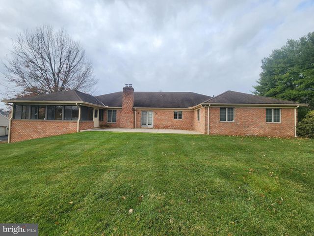 1165 WYNDSONG DR, York, PA 17403