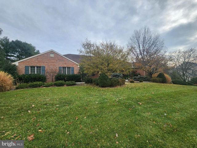 1165 WYNDSONG DR, York, PA 17403