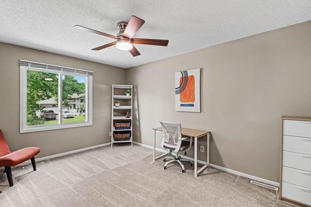 5675 W 137th Street, Savage, MN 55378