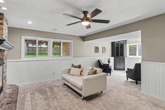 5675 W 137th Street, Savage, MN 55378
