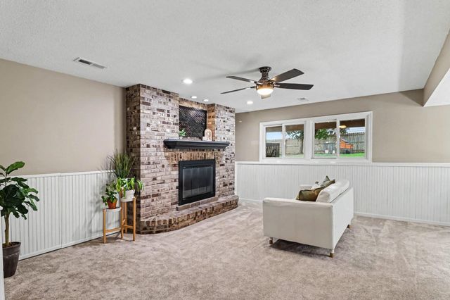 5675 W 137th Street, Savage, MN 55378