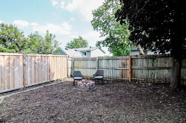 5675 W 137th Street, Savage, MN 55378