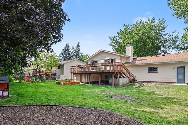 5675 W 137th Street, Savage, MN 55378