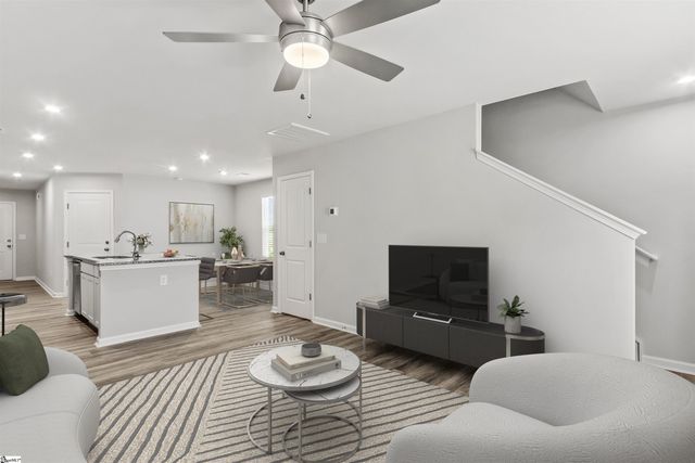 1282 Forestbrook Lane, Spartanburg, SC 29303