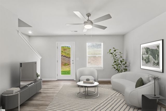 1282 Forestbrook Lane, Spartanburg, SC 29303