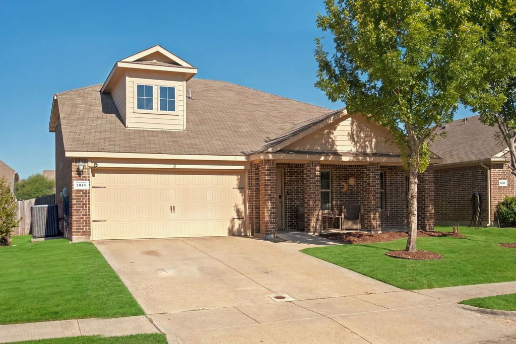 2015 Crosby Drive, Forney, TX 75126