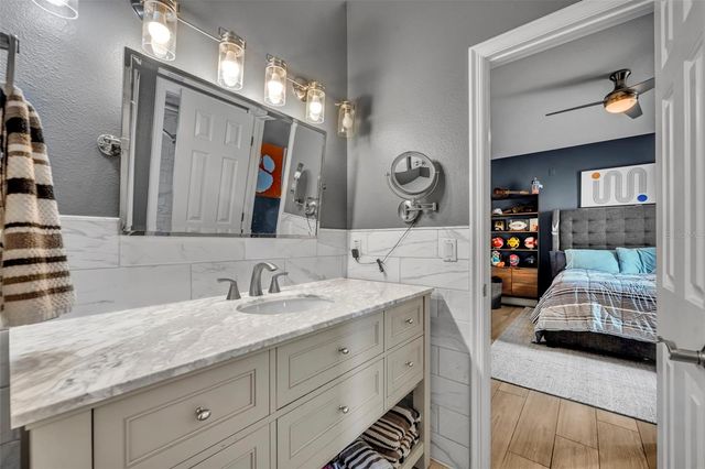 5102 SAILWIND CIRCLE, Orlando, FL 32810