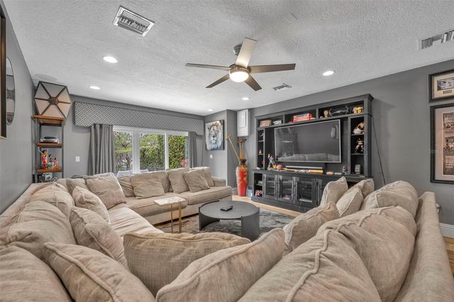 5102 SAILWIND CIRCLE, Orlando, FL 32810