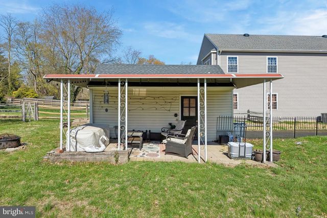 49 LOLLER RD, Hatboro, PA 19040