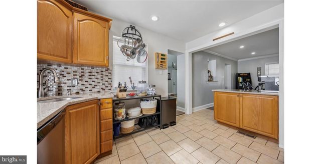 49 LOLLER RD, Hatboro, PA 19040