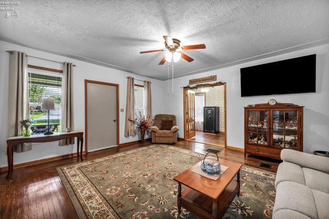 2250 Claus, Vermilion, OH 44089