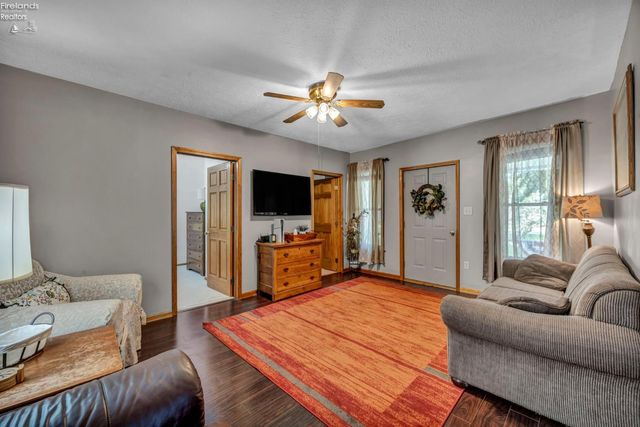 2250 Claus, Vermilion, OH 44089
