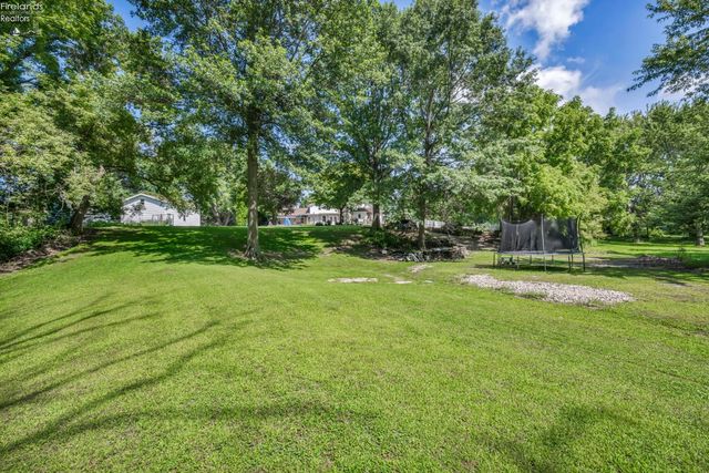 2250 Claus, Vermilion, OH 44089