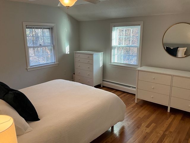 42 Wellington Ln, Duxbury, MA 02332